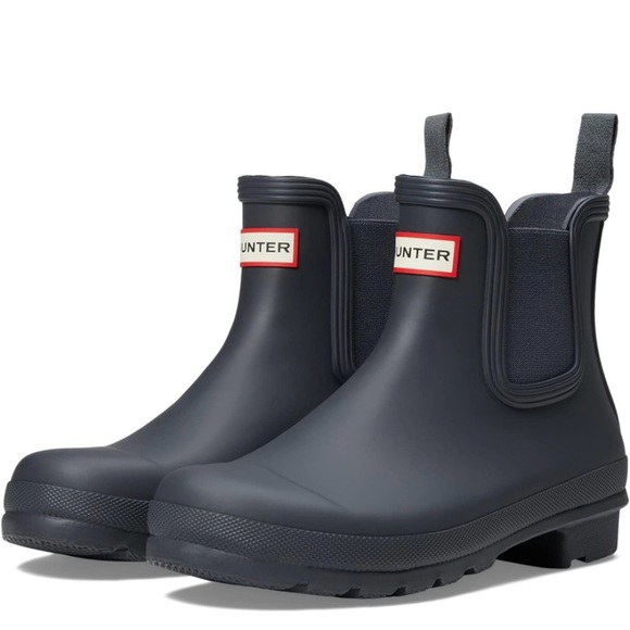 Hunter Shoes - HUNTER Original Chelsea Rains Boots - Waterproof (For Women) Size 5 New